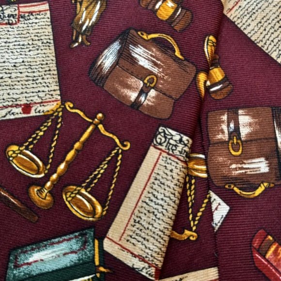 Novelty Neckties,  Set Of 3 GUC 💯 % Silk Eagle Cigar Law - Picture 6 of 10